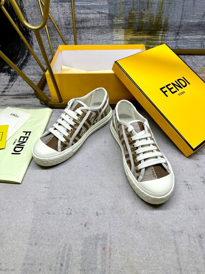 Fendi Low Shoes